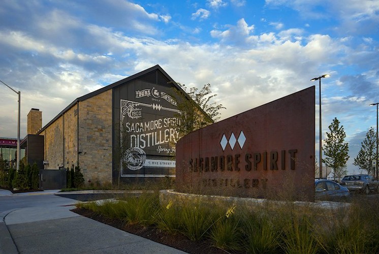 標(biāo)識設(shè)計公司是怎么設(shè)計復(fù)古標(biāo)識牌的？