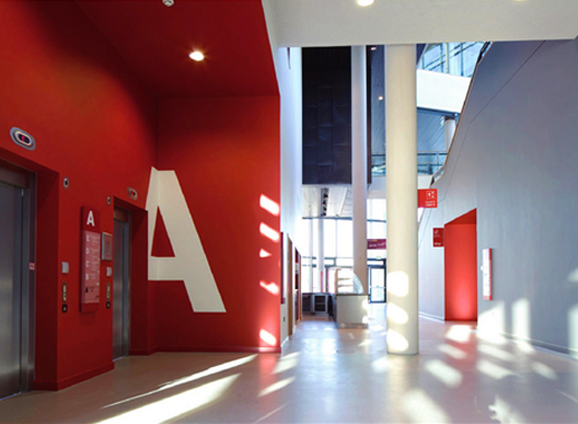 什么是公共空間導(dǎo)向標(biāo)識系統(tǒng)設(shè)計？